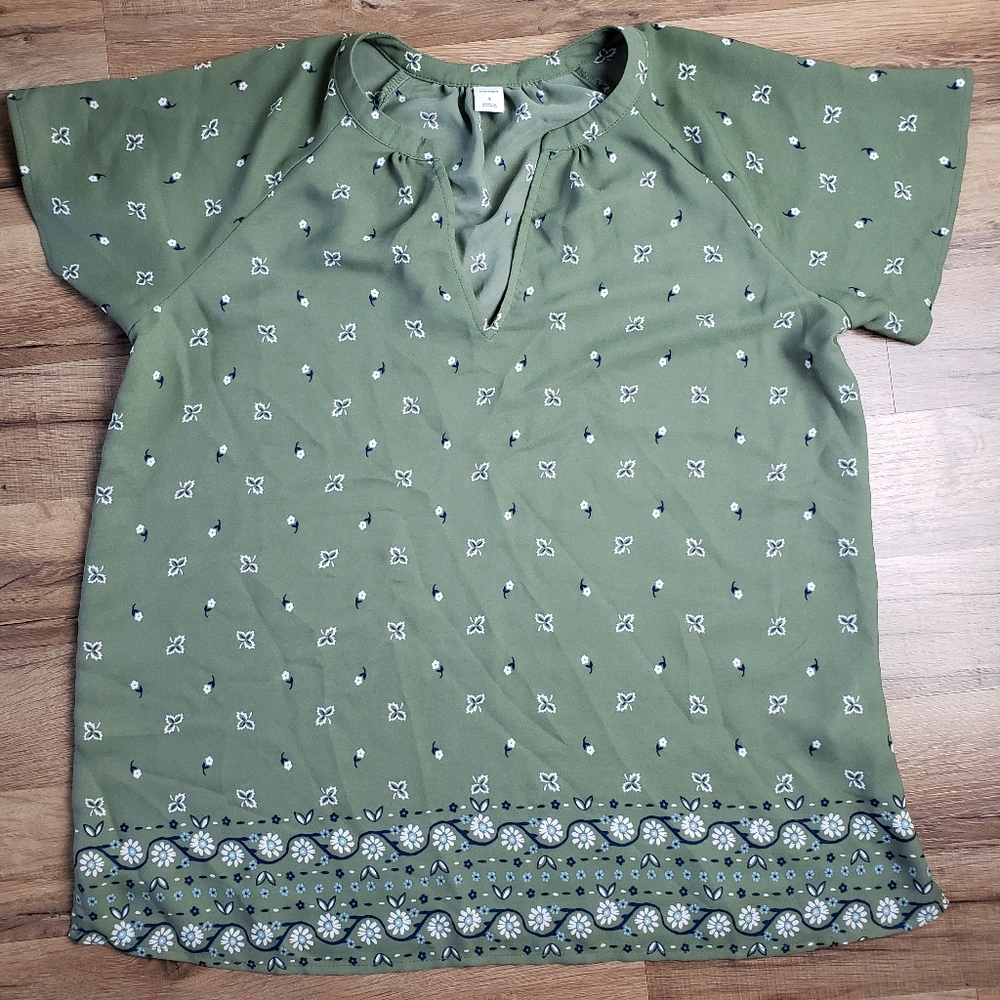 Women's Flowy Short Sleeved Blouse Old Navy Size Small